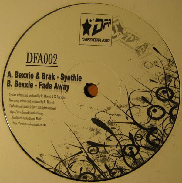 Bexxie, DJ Brak - Synthie / Fade Away