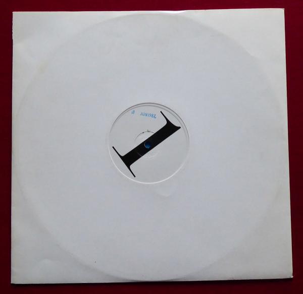 Radio Earth - Distant Land (Ba Doo Bomb Bomb)