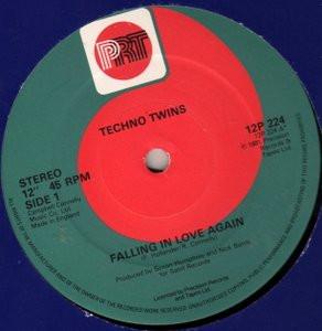 Techno Twins - Falling In Love Again