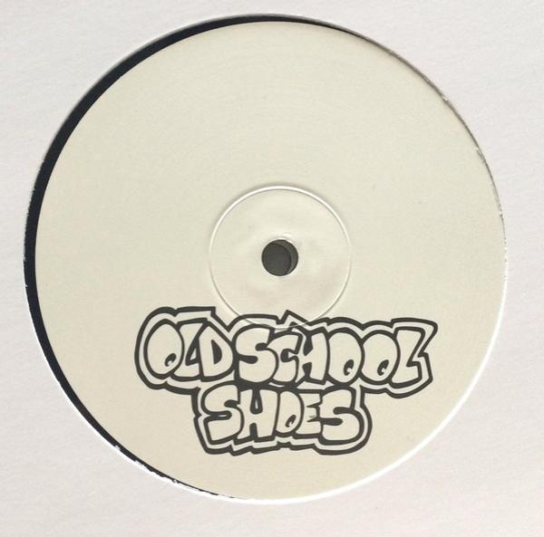 Tommy The Cat  - Oldschool Shoes / Fat Laces