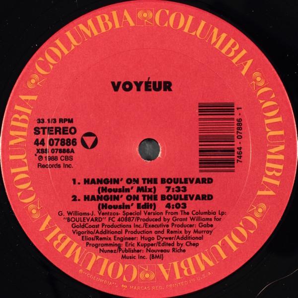 Voyéur - Hangin' On The Boulevard